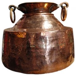 Grand pot en cuivre