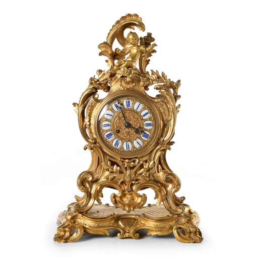 Horloge de style Louis XV